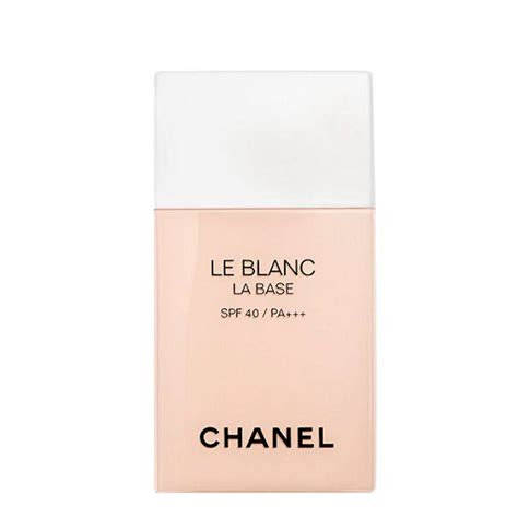 la base rosée du blanc chanel